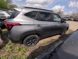 2024 Kia Seltos S - Exterior Side Passenger